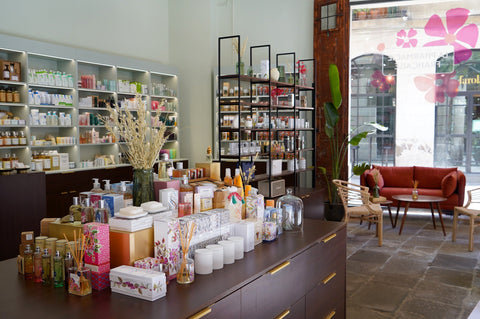 Nueva La Pharmacie Française en la calle Rec de Barcelona