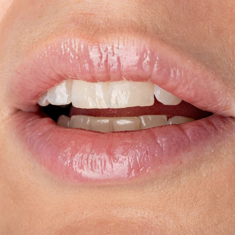 Pomponne Gloss & Tratamiento Hidratante